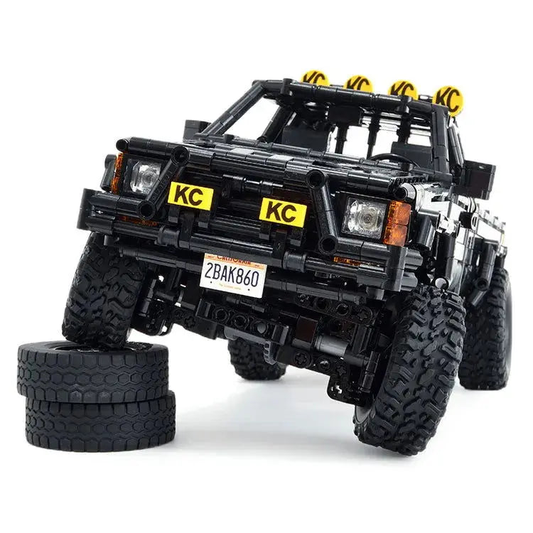 Pickup Truck Time Machine Edition 1472PCS