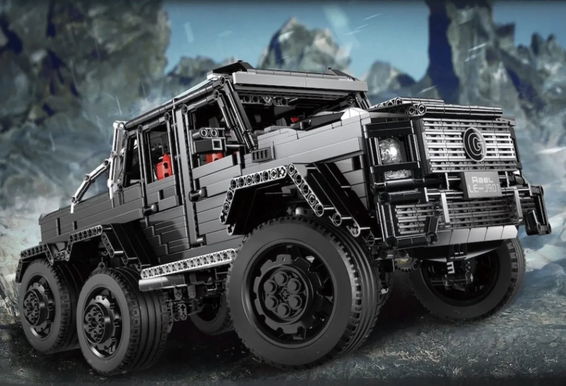 6-Wheel Off-Road German SUV 3309PCS