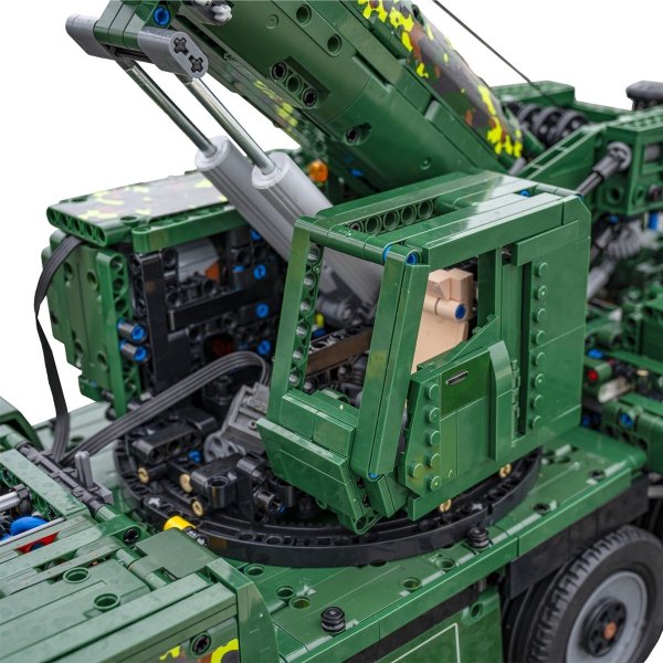 Military Armored Recovery Crane 5539PCS